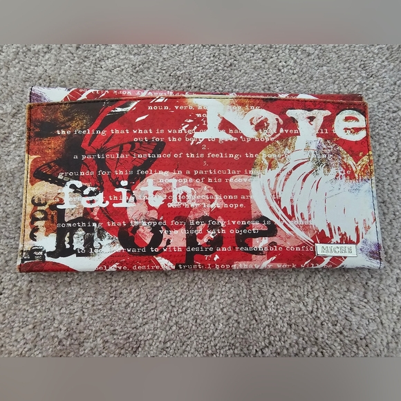 Miche Handbag Base & 6 Shells Collection - Picture 2 of 7